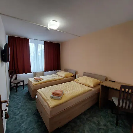 게스트하우스 Institut 3*