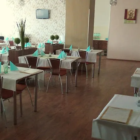 Institut 3* Košice
